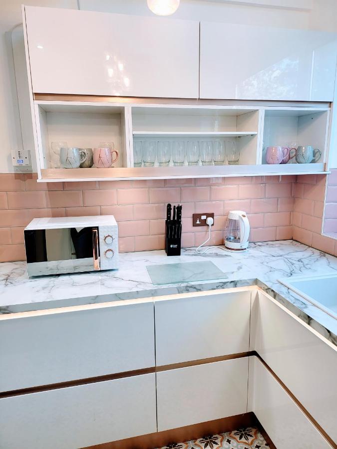 Unique And Beautiful In A Quiet Location. Apartment